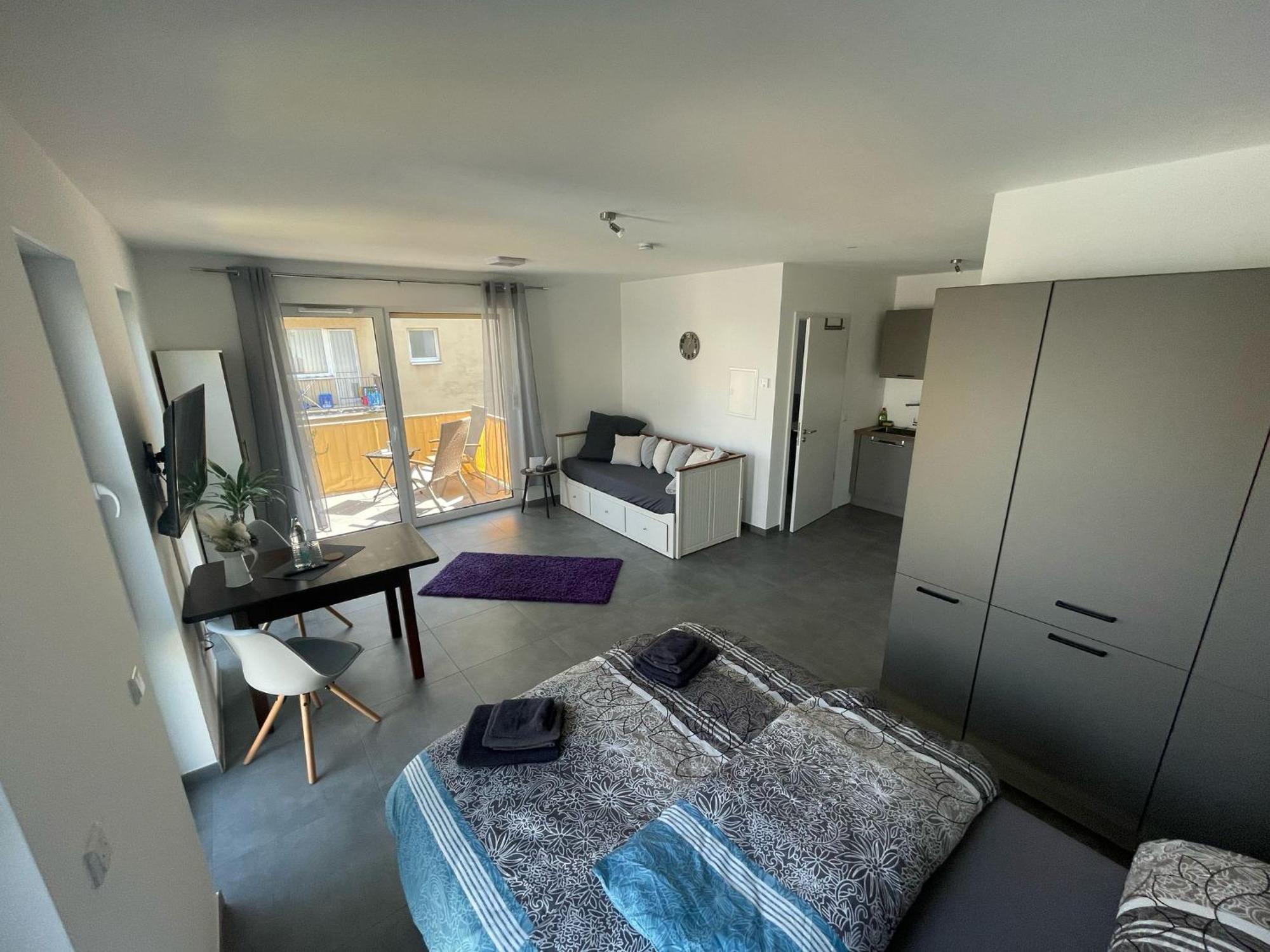 A & M Appartement Koeln エクステリア 写真